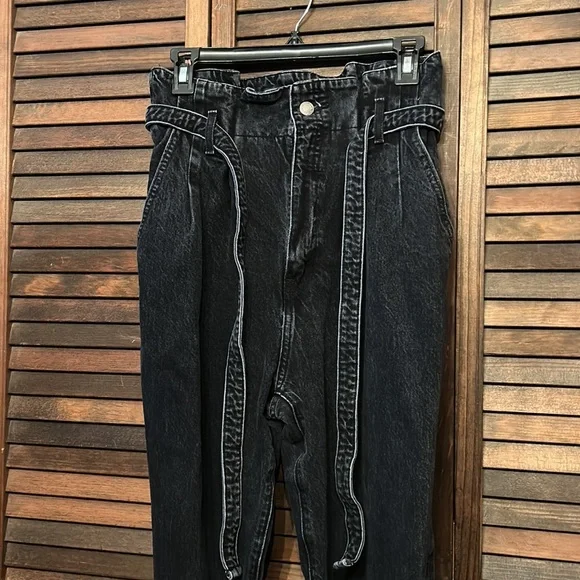 Abercrombie & Fitch Mom Jeans - Picture 3 of 5